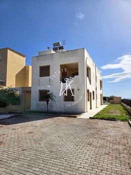Detached home 236 sqm for sale