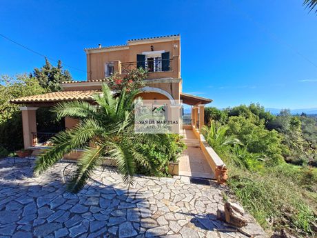 Detached home 194 sqm for sale