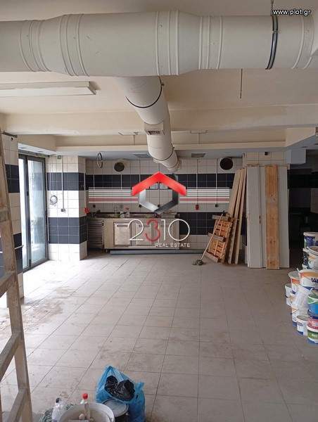Κατάστημα 155 τ.μ. προς ενοικίαση, Ροτόντα