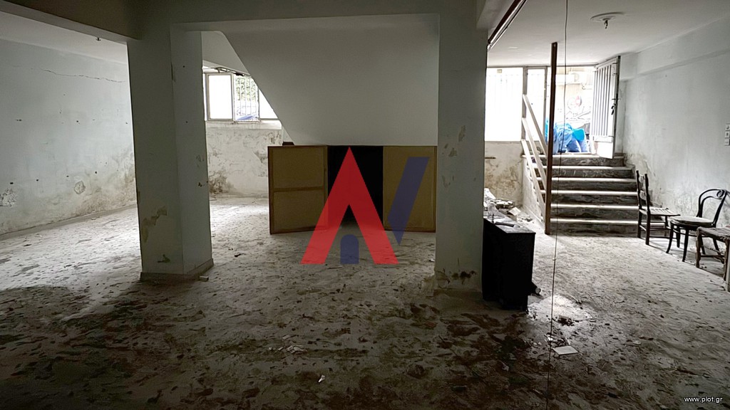 Αποθήκη 102 τ.μ. προς πώληση, Φωκίωνος Νέγρη