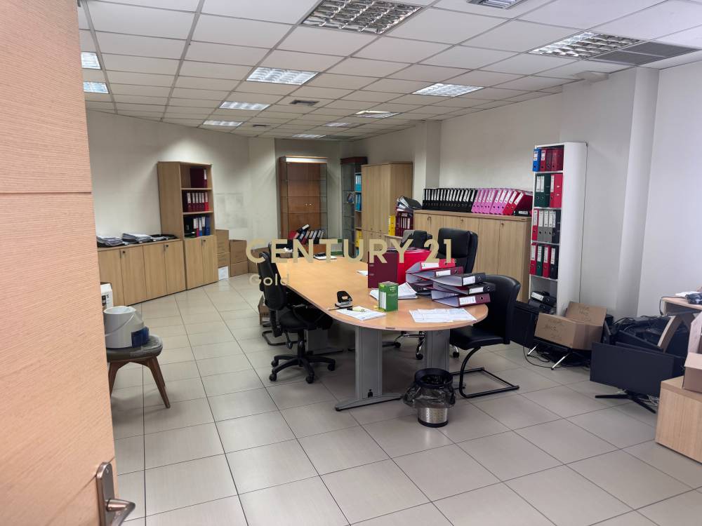 Γραφείο 180 τ.μ. προς ενοικίαση, Βαμβακόπουλο