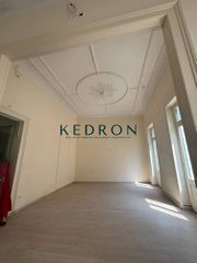 Business bulding 845 sqm for sale