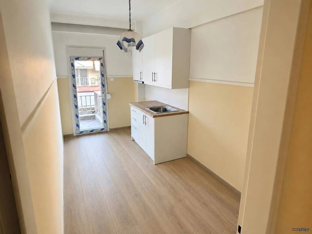 Studio / γκαρσονιέρα 30 τ.μ. προς ενοικίαση, Δόξα