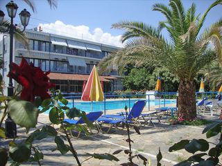 Hotel 930 sqm for sale