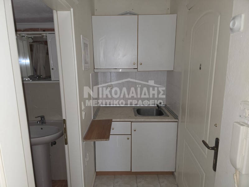 Studio 24 sqm for rent, Serres Center