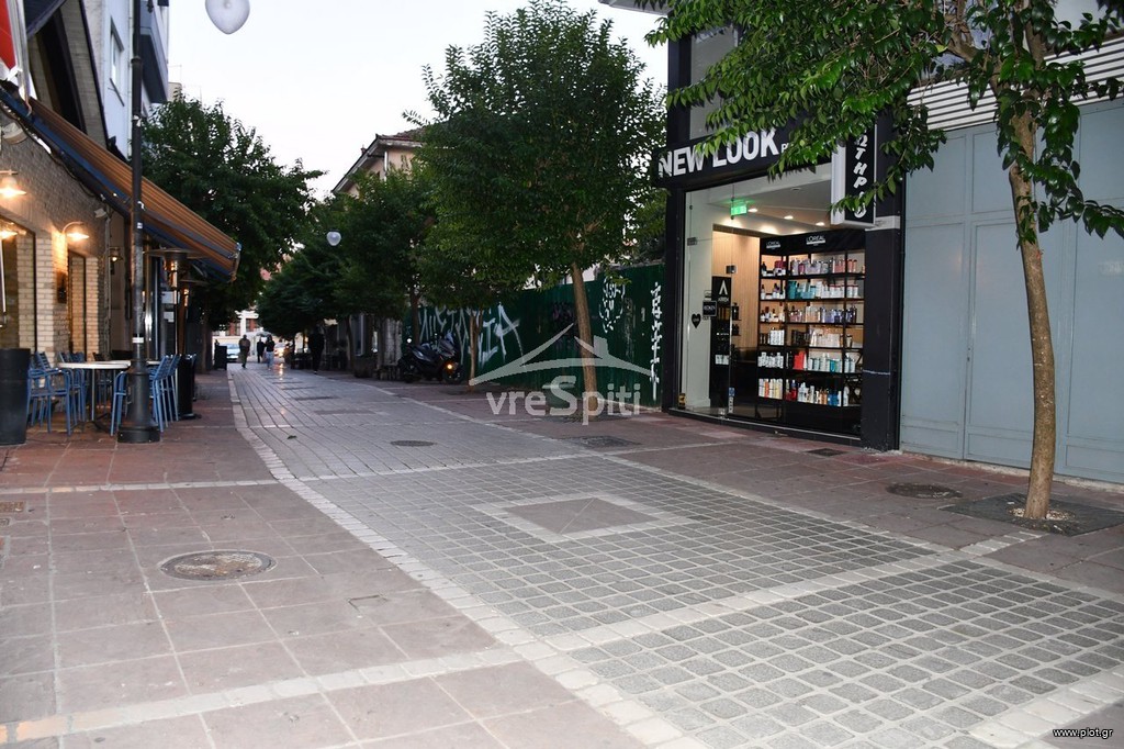 Κατάστημα 18 τ.μ. προς ενοικίαση, Κέντρο Ιωαννίνων