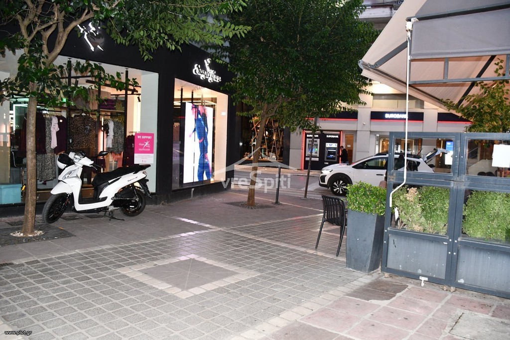 Κατάστημα 18 τ.μ. προς ενοικίαση, Κέντρο Ιωαννίνων