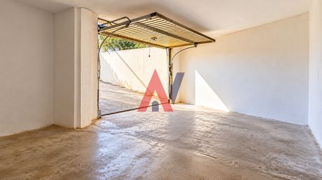 Αποθήκη 150 τ.μ. προς πώληση