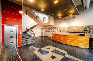 Office 950 sqm for rent