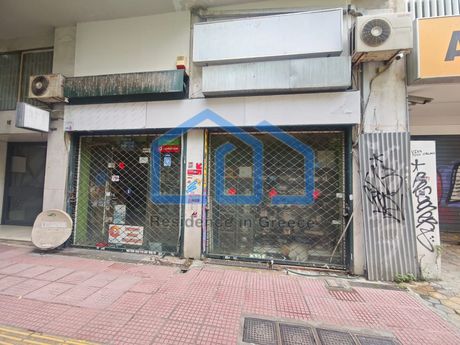 Store 231 sqm for sale