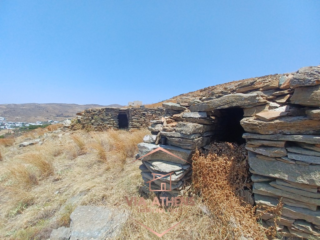 Οικόπεδο 4.215 τ.μ. προς πώληση, Τήνος
