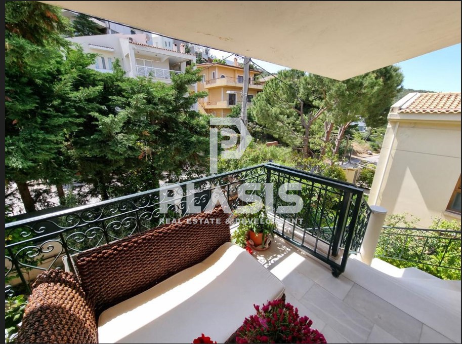 Μονοκατοικία 320 τ.μ. προς πώληση, Εκάλη