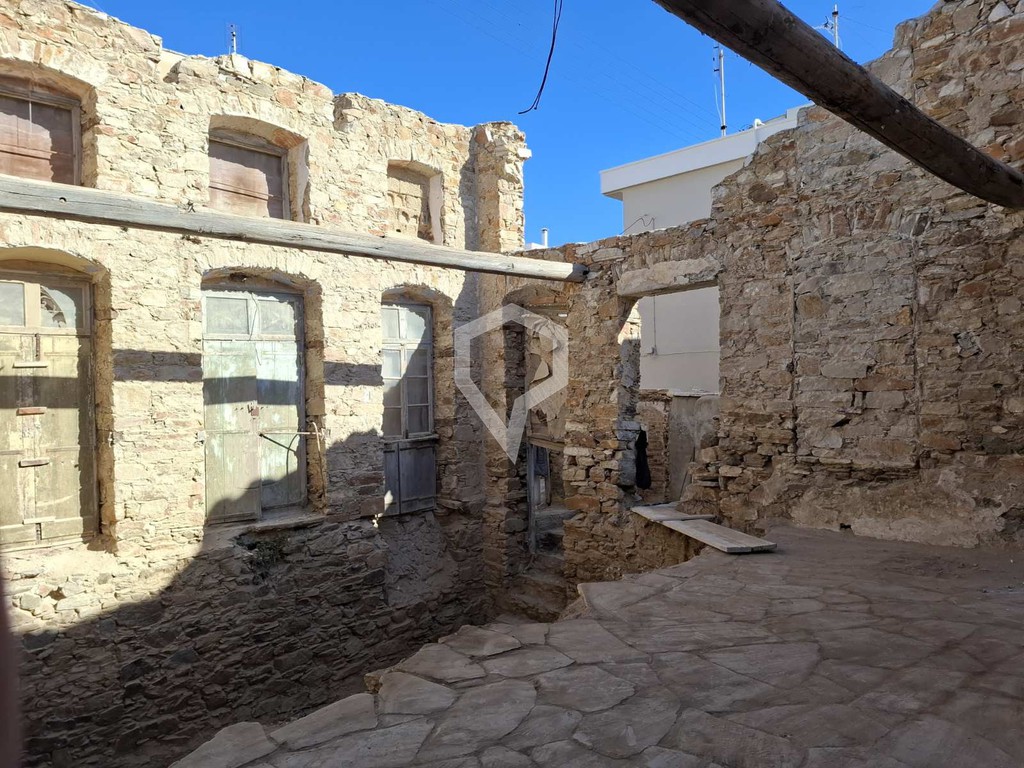 Μονοκατοικία 81 τ.μ. προς πώληση, Ερμούπολη
