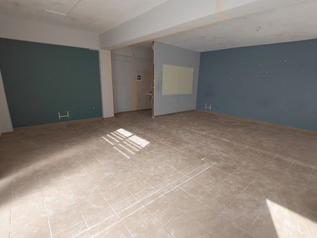 Store 60 sqm for rent