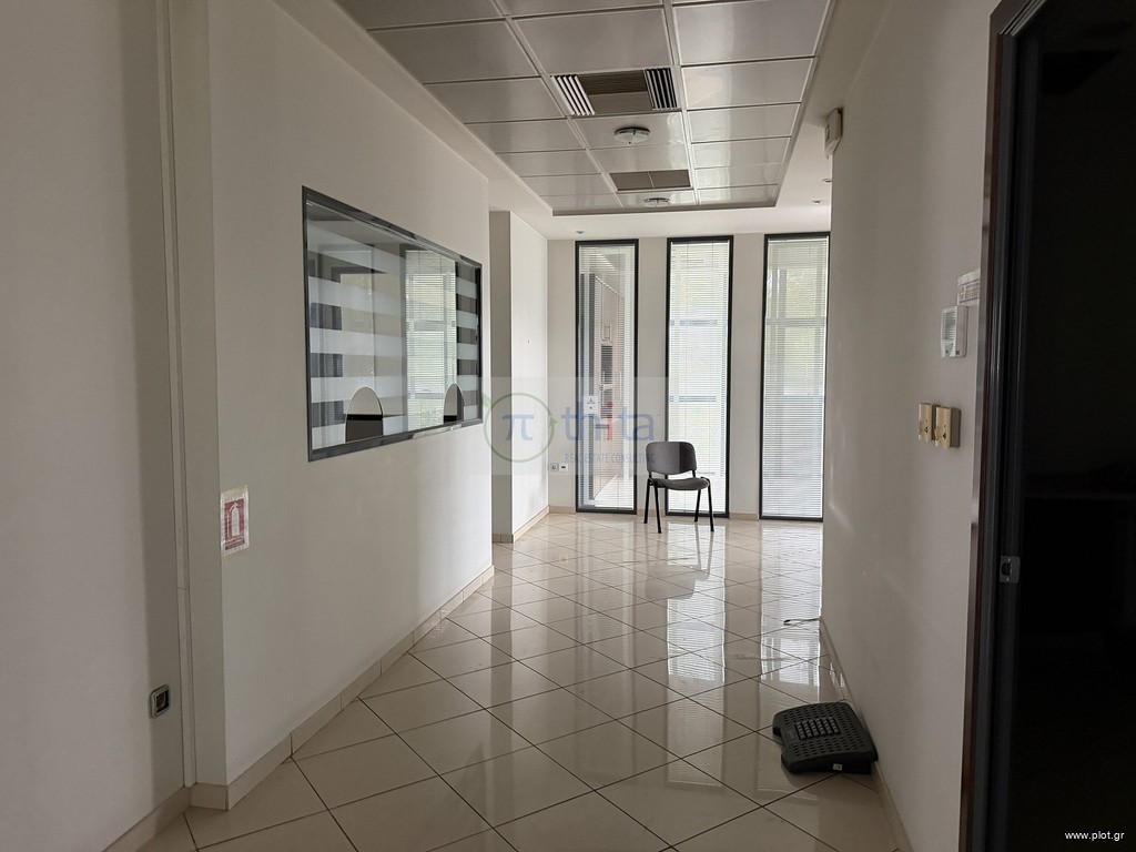 Γραφείο 980 τ.μ. προς πώληση, Γλυκά Νερά