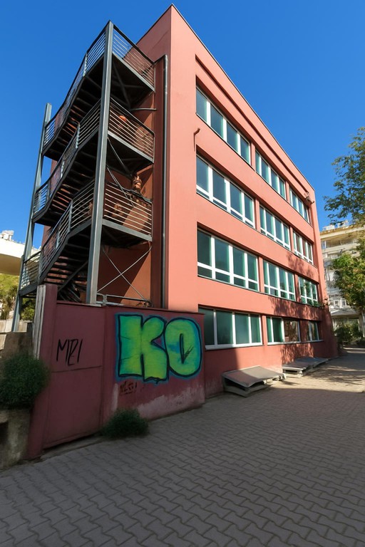 Επιχειρηματικό κτίριο 804 τ.μ. προς ενοικίαση, Βαρδάρης