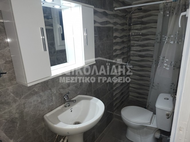 Studio 25 sqm for rent, Serres Center