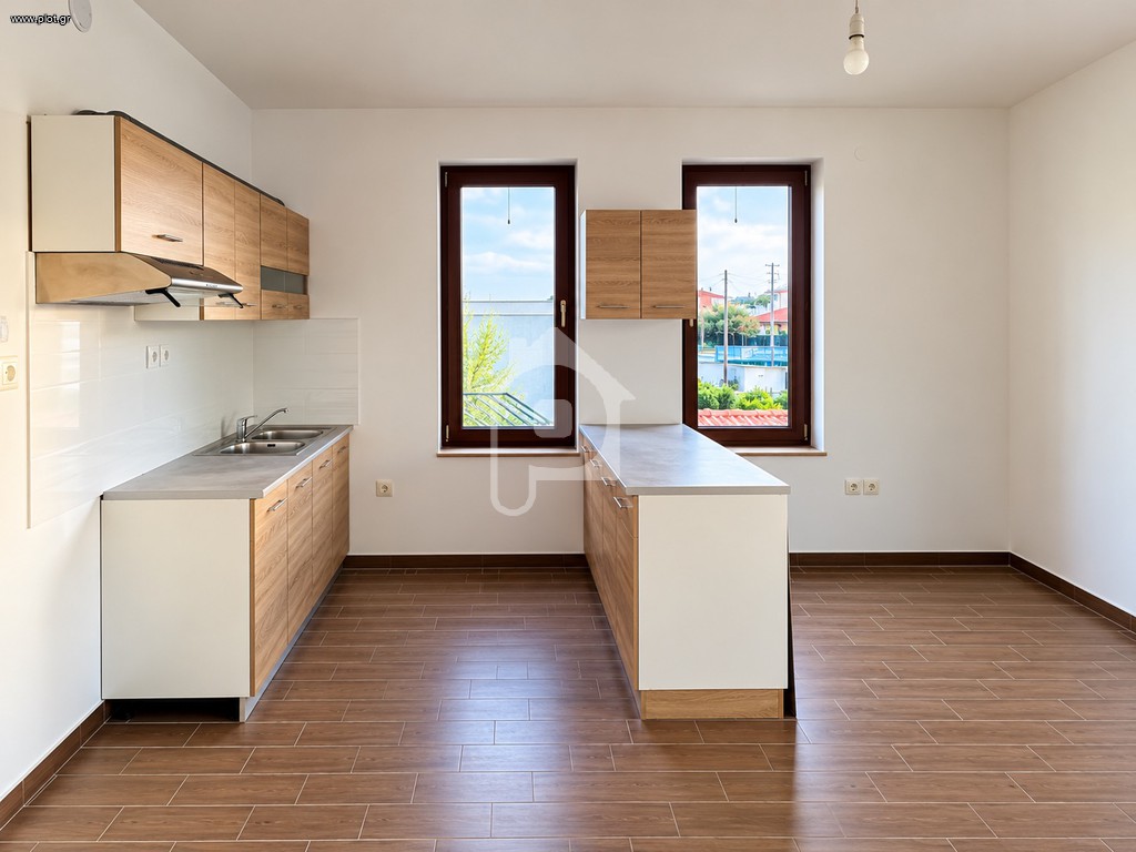 Studio / γκαρσονιέρα 120 τ.μ. προς ενοικίαση, Πετεινός