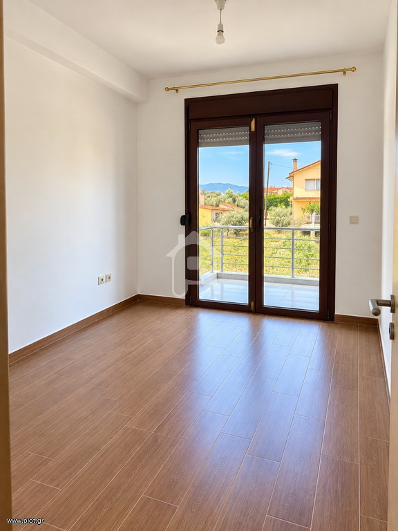 Studio / γκαρσονιέρα 120 τ.μ. προς ενοικίαση, Πετεινός
