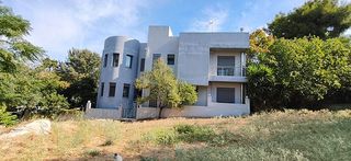 Detached home 422 sqm for sale