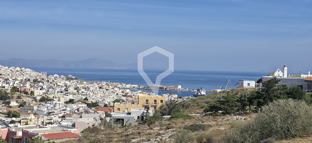 Οικόπεδο 4.354 τ.μ. προς πώληση, Ερμούπολη