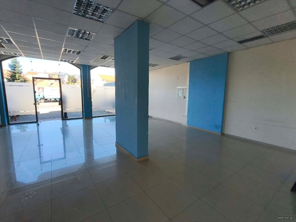 Κατάστημα 200 τ.μ. προς ενοικίαση, Ρουμελιώτικα
