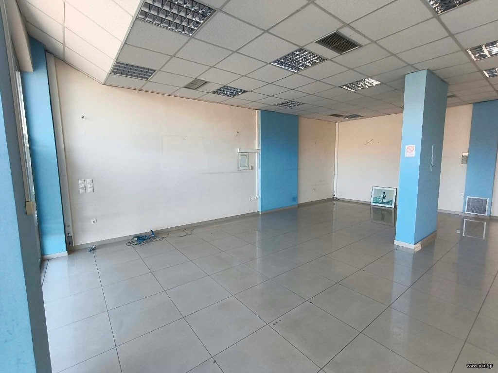 Κατάστημα 200 τ.μ. προς ενοικίαση, Ρουμελιώτικα