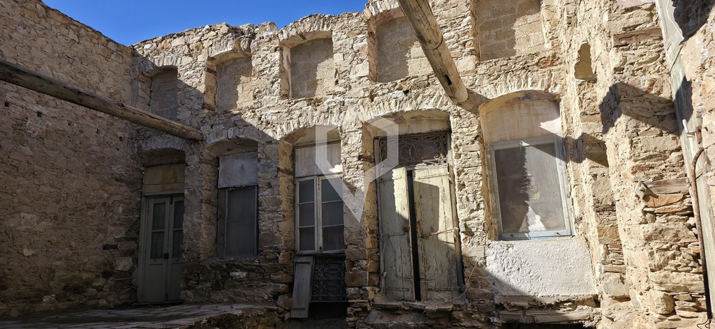 Οικόπεδο 107 τ.μ. προς πώληση, Ερμούπολη