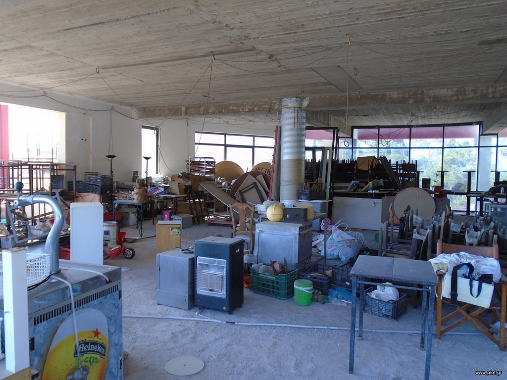 Επιχειρηματικό κτίριο 250 τ.μ. προς πώληση, Καρέας