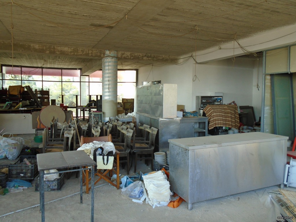 Επιχειρηματικό κτίριο 250 τ.μ. προς πώληση, Καρέας