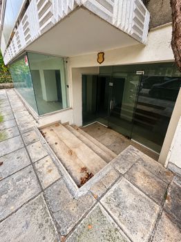 Αποθήκη 250 τ.μ. προς πώληση