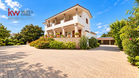 Detached home 646,42 sqm for sale