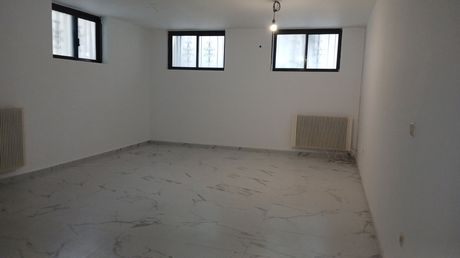 Αίθουσα 60 τ.μ. προς ενοικίαση