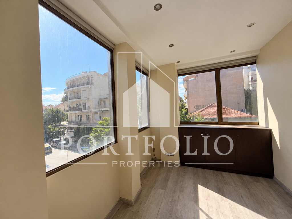 Κατάστημα 350 τ.μ. προς ενοικίαση, Καλλιθέα