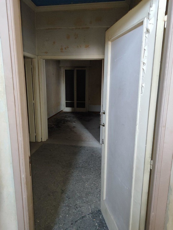 Κτίριο 385 τ.μ. προς πώληση, Ταμπούρια