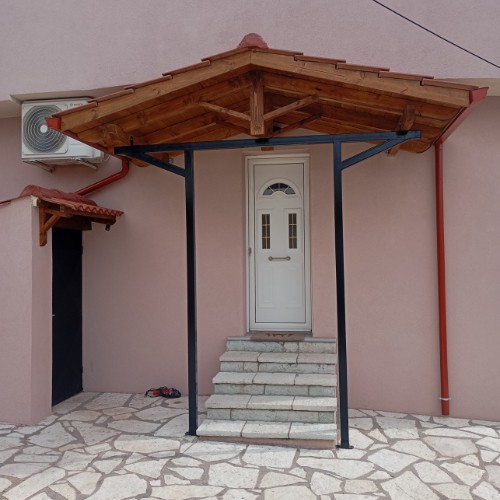 Tasos Koutroumanos