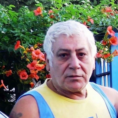 Μιχάλης