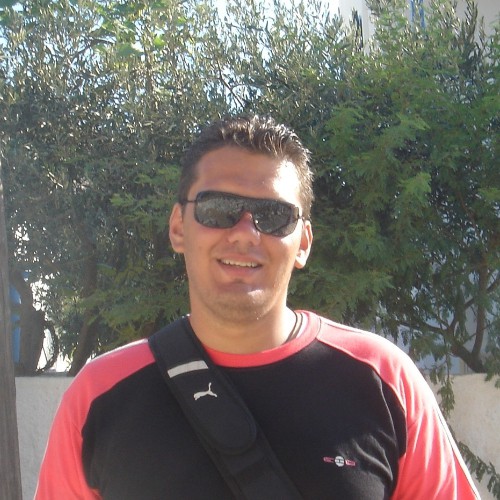 Θάνος