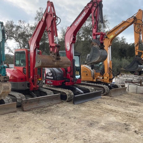 Deal -excavator￼ Corfu